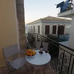 Xenias Koróni